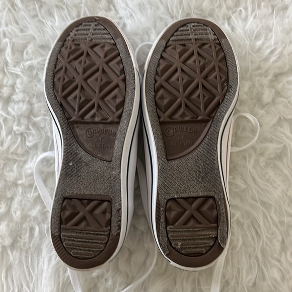 Converse size 7 - Picture 3 of 5